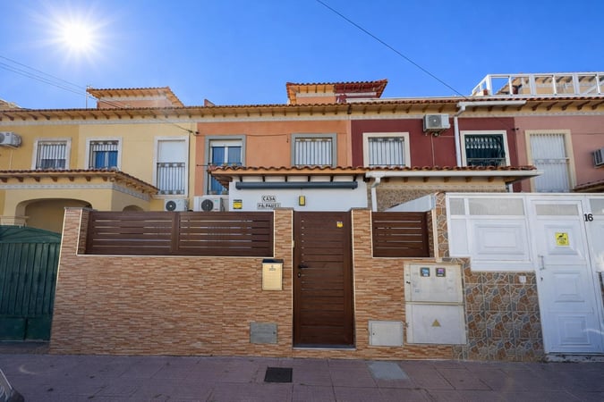 Villa in Torrevieja - view 1