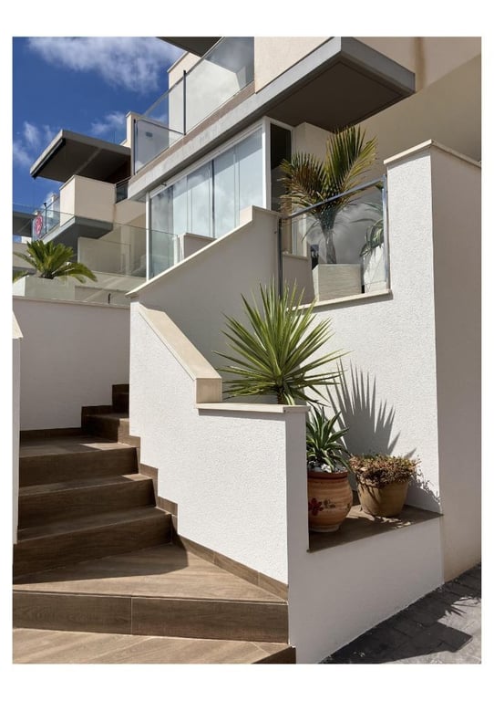 Villa in San Miguel de Salinas - Image 3