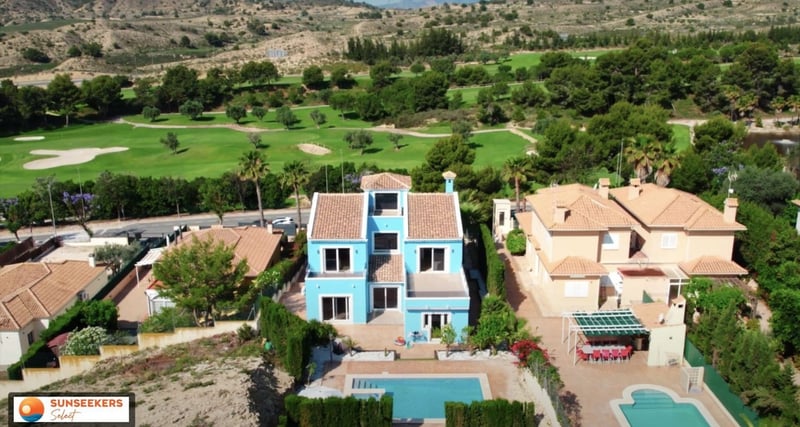 Villa in Monforte del Cid - view 1