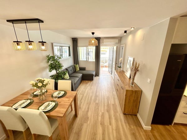 House in Molins - view 1