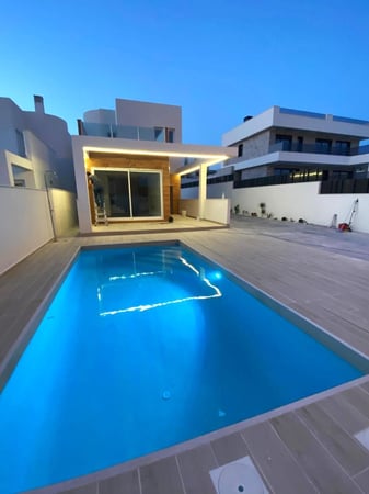 Villa in Torrevieja - view 1