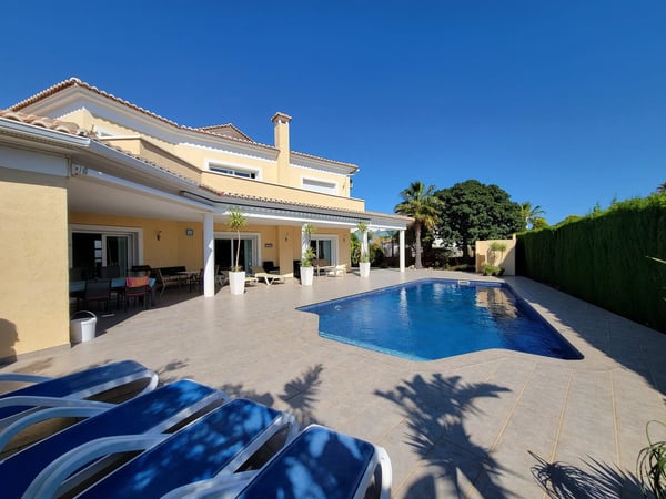 Villa in Calp - view 1