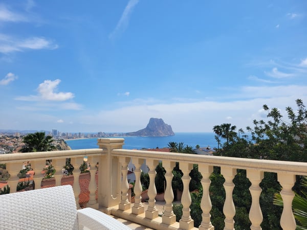 Villa in Calp - view 1