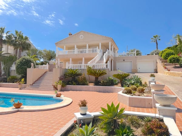 Villa in Algorfa - view 1