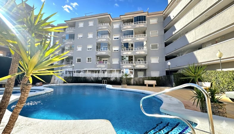 Apartment in Guardamar del Segura - view 1