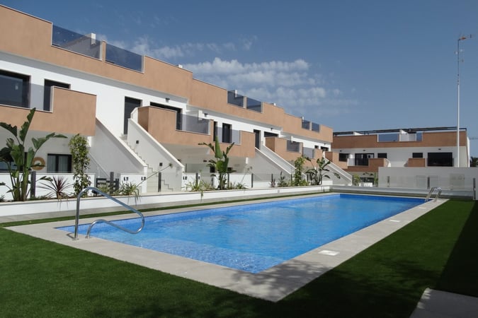 Apartment in Los Tarragas - view 1