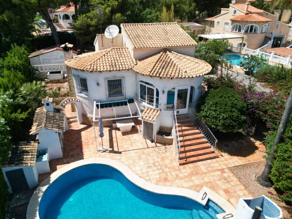 Villa in Calp - view 1