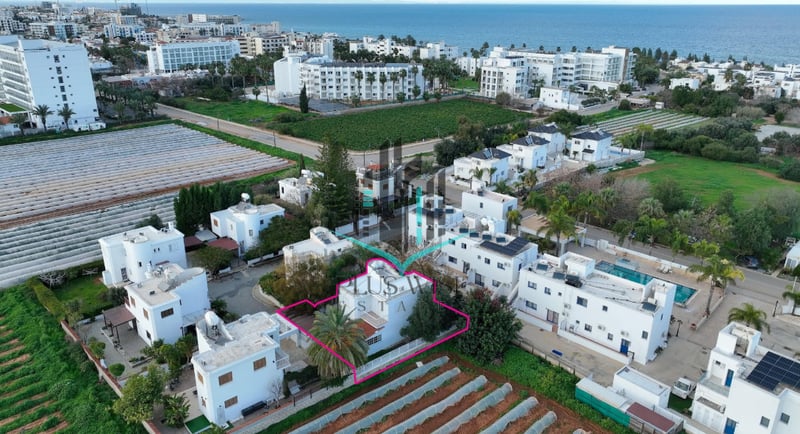 Villa in Protaras - view 1