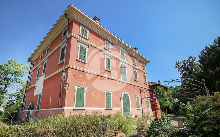 Villa in Felino - view 1