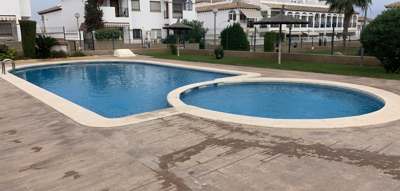 House in Punta Prima - Image 2