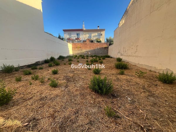 Land in Fuengirola - view 1