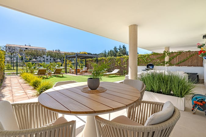 Apartment in Estepona - view 1
