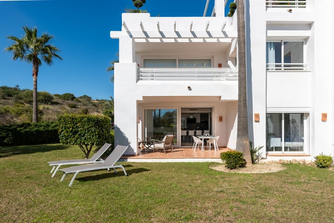 Apartment in Casares - view 1