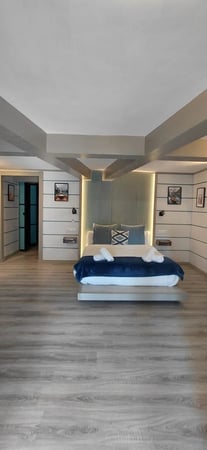 Villa in Marbella - view 1