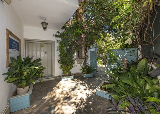 Villa in Marbella - view 1