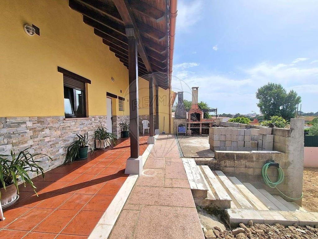 Villa in Agualva - Image 2