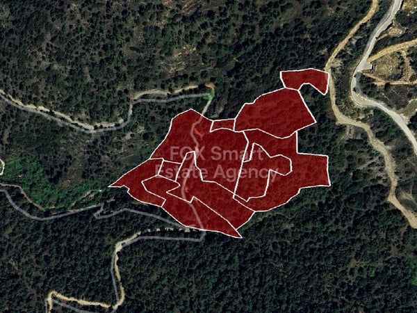 Land in Spilia - view 1