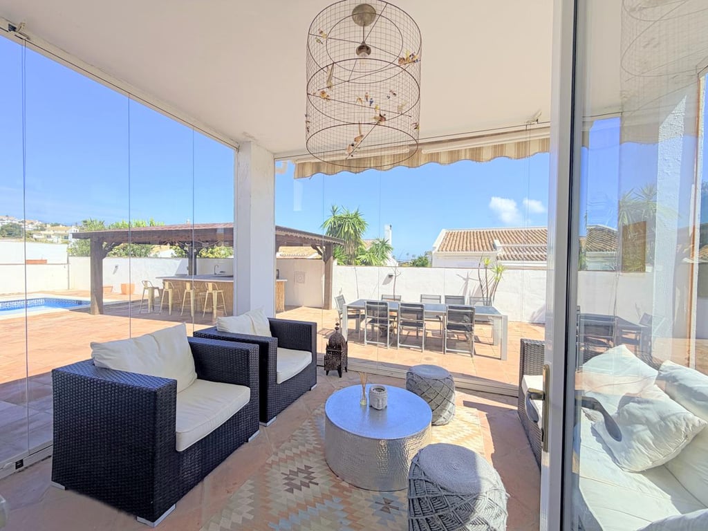 Villa in Manilva - Image 2