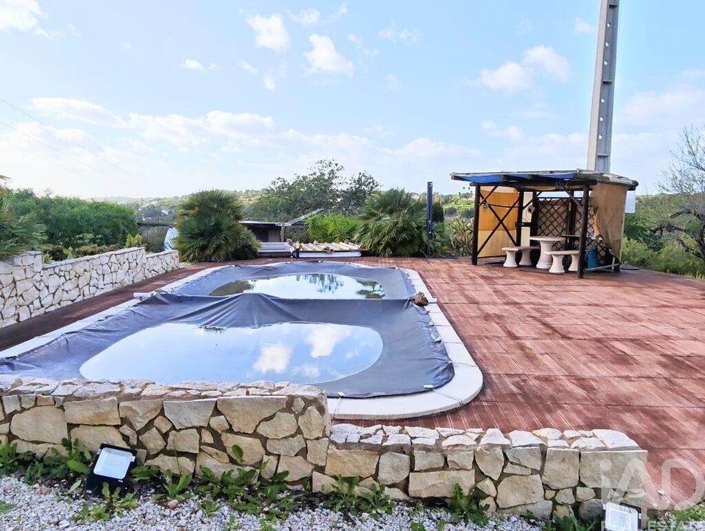 House in Tunes - Image 3