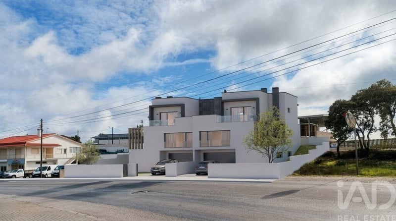 House in Santa Catarina da Serra - view 1