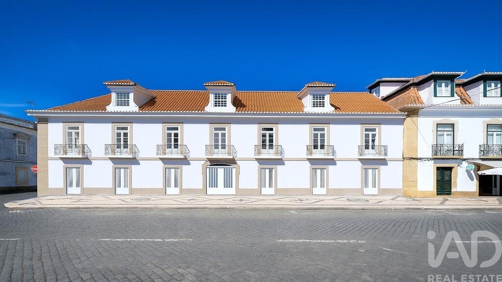 Apartment in Vila Real de Santo Antonio - Image 3