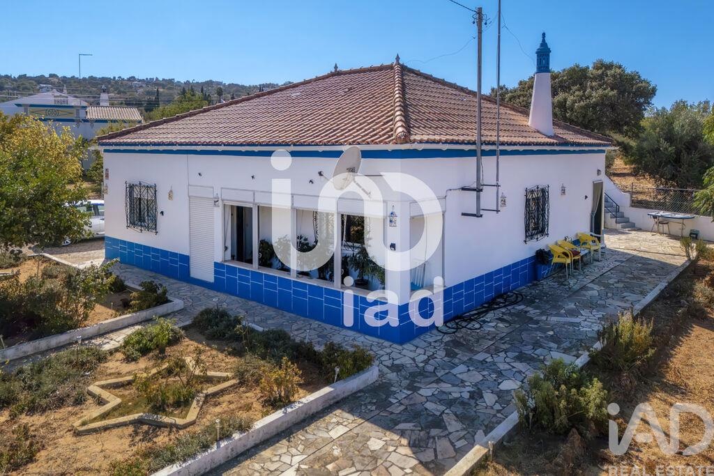 House in Sao Bras de Alportel - Image 3