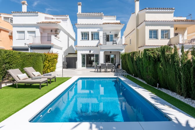 House in Bel-Air - view 1