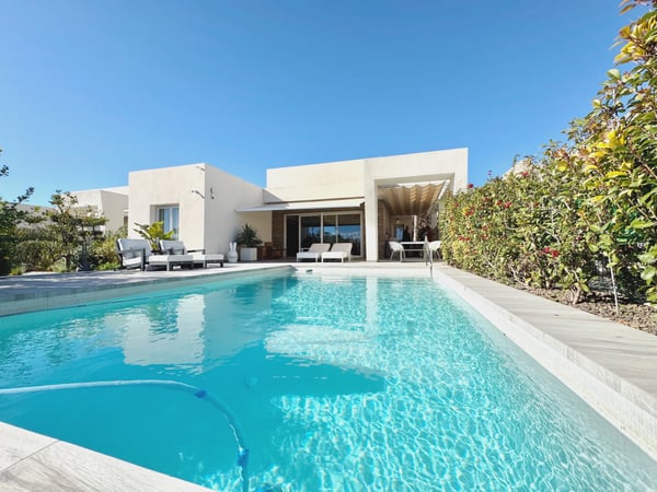 House in Algorfa - view 1