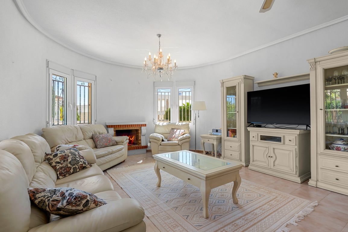 House in Ciudad Quesada - Image 3