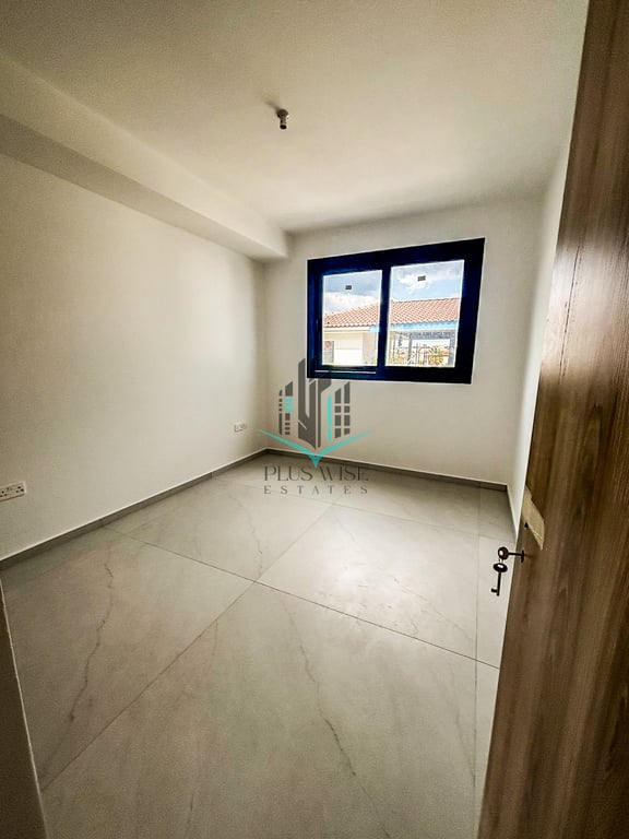 Apartment in Oroklini - Image 3