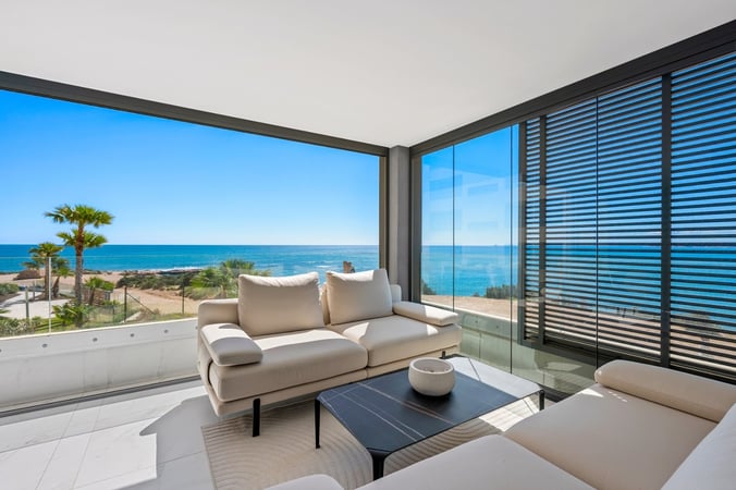 Apartment in Molins - view 1