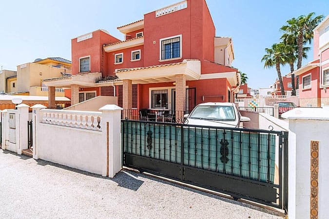 House in Los Balcones - view 1