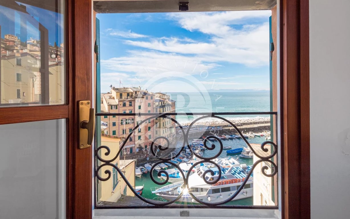 Apartment in Camogli - Image 2