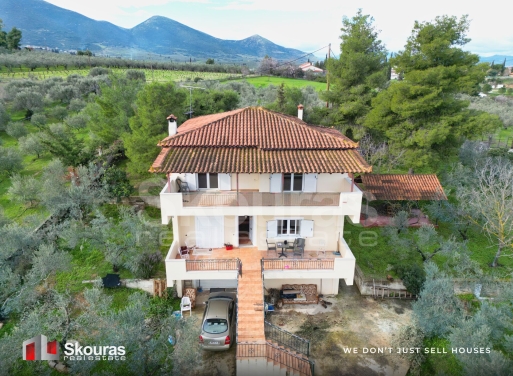 House in Khiliomodhi - view 1