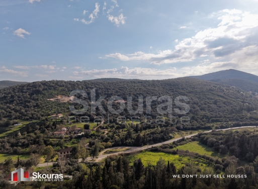 Land in Lefkada - Image 3