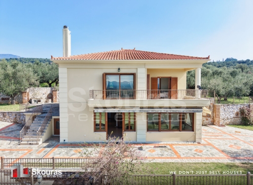 House in Thouria - view 1