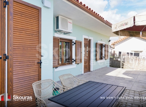 House in Petalidi - view 1