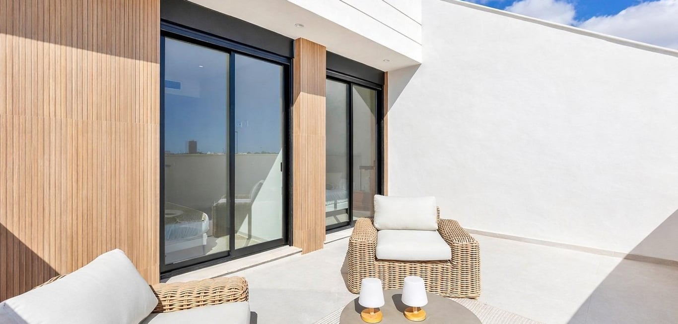 House in Los Alcazares - Image 2