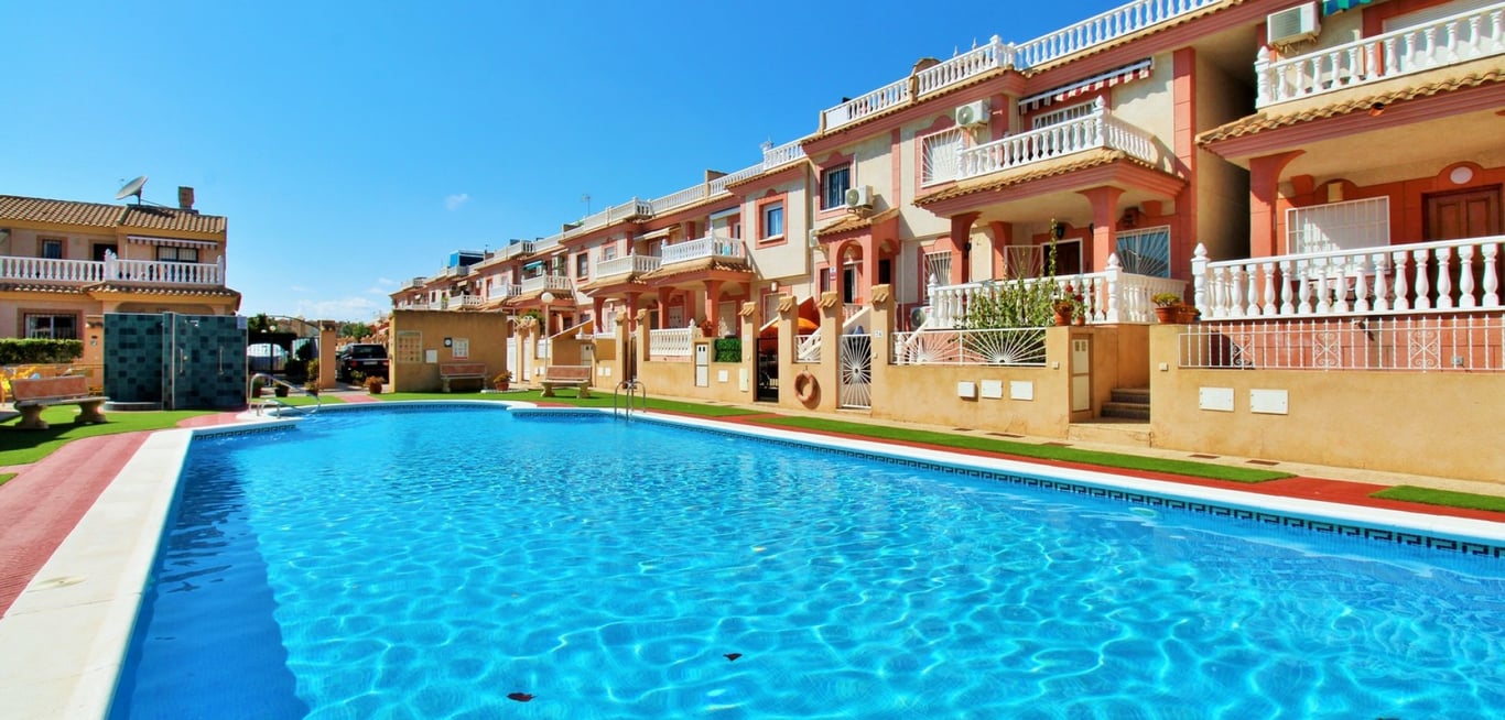 House in Playa Flamenca - Image 2