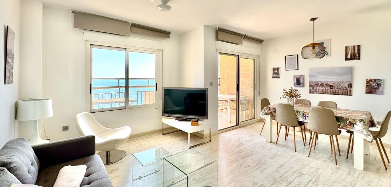 Apartment in Torrevieja - Image 2