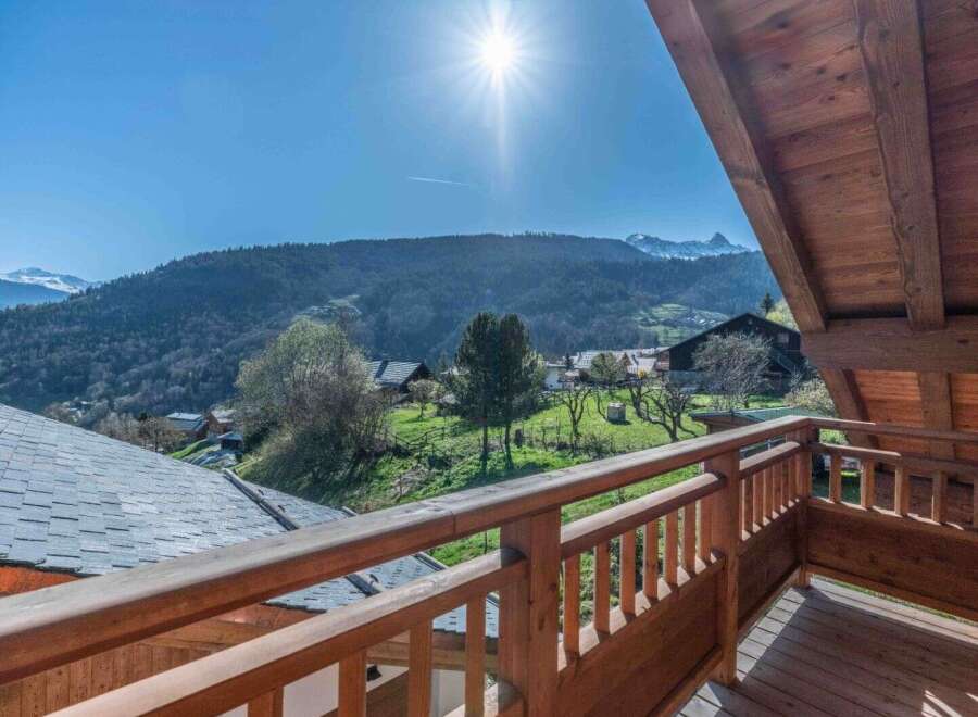 Apartment in Les Allues - Image 3