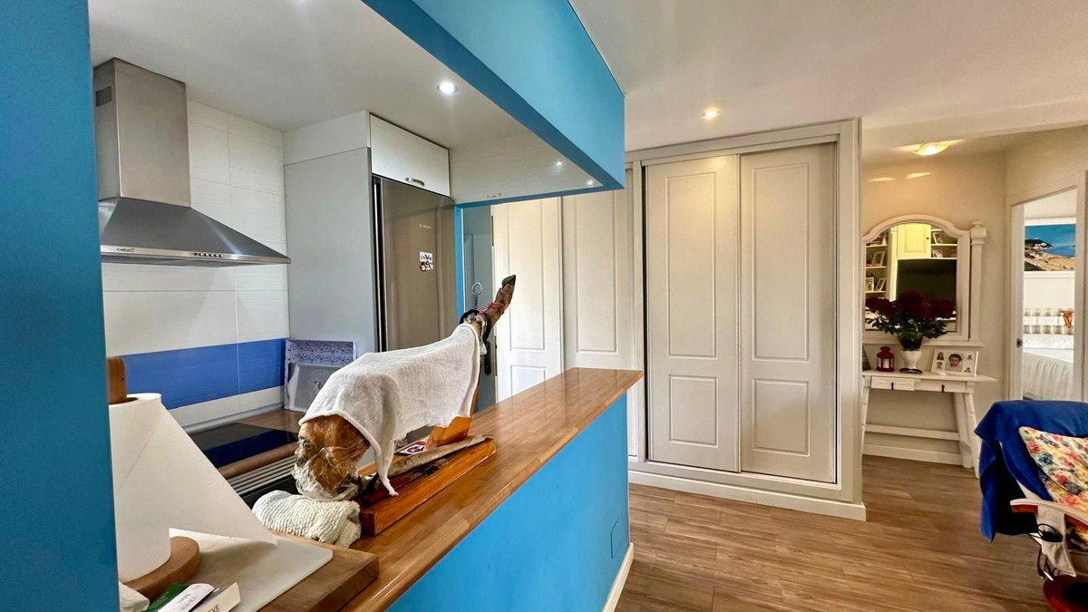 Apartment in Fuengirola - Image 3