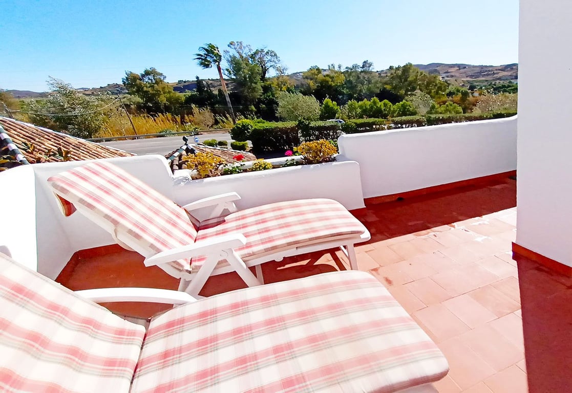 Penthouse in Mijas Costa - Image 2