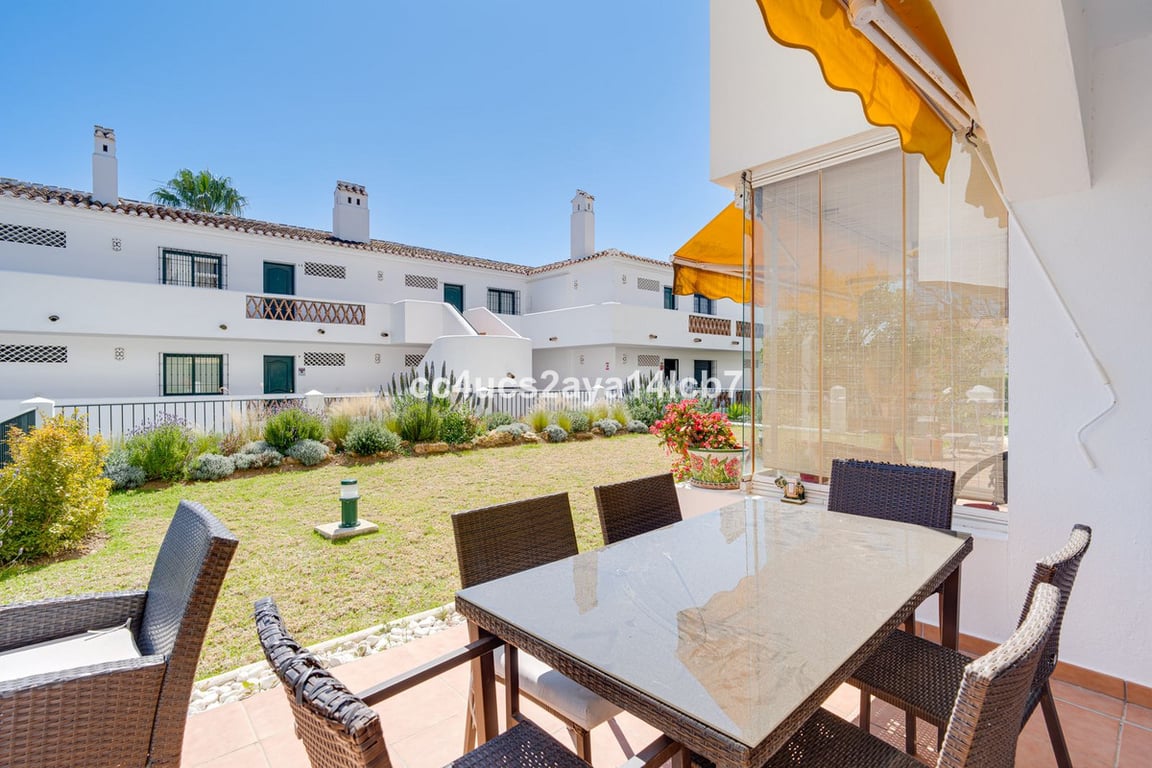 Apartment in Benalmadena Costa - Image 3