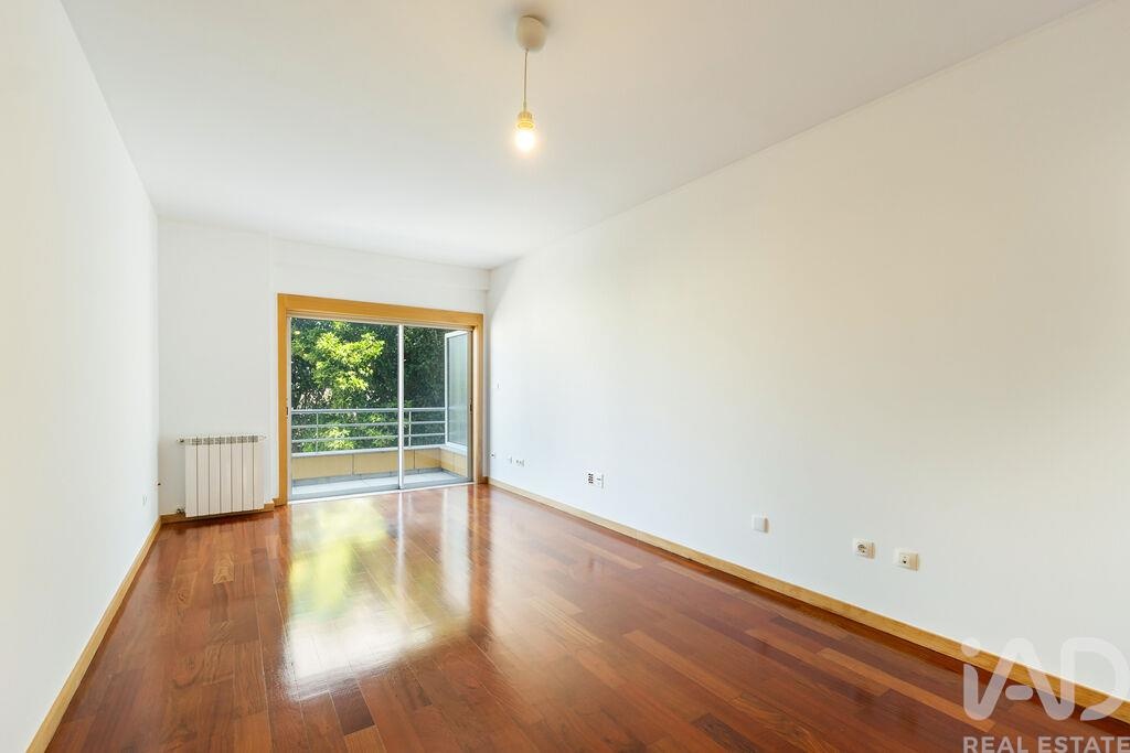 Apartment in Campanha - Image 3