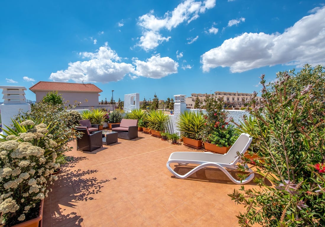 House in Los Alcazares - Image 3