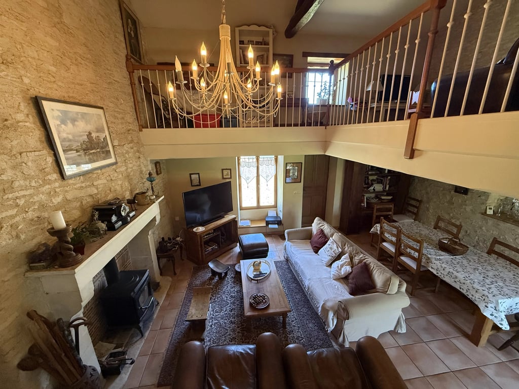 House in Cuhon - Image 2