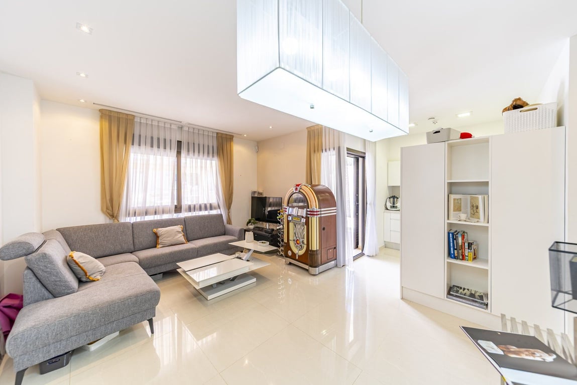 Apartment in Guardamar del Segura - Image 3