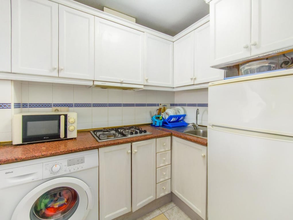 Apartment in Torrevieja - Image 3