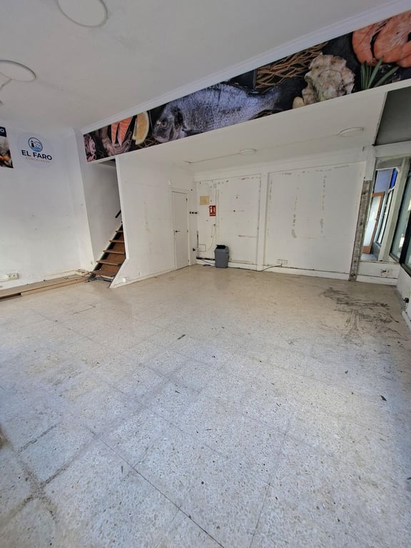 Apartment in Marbella - Image 2